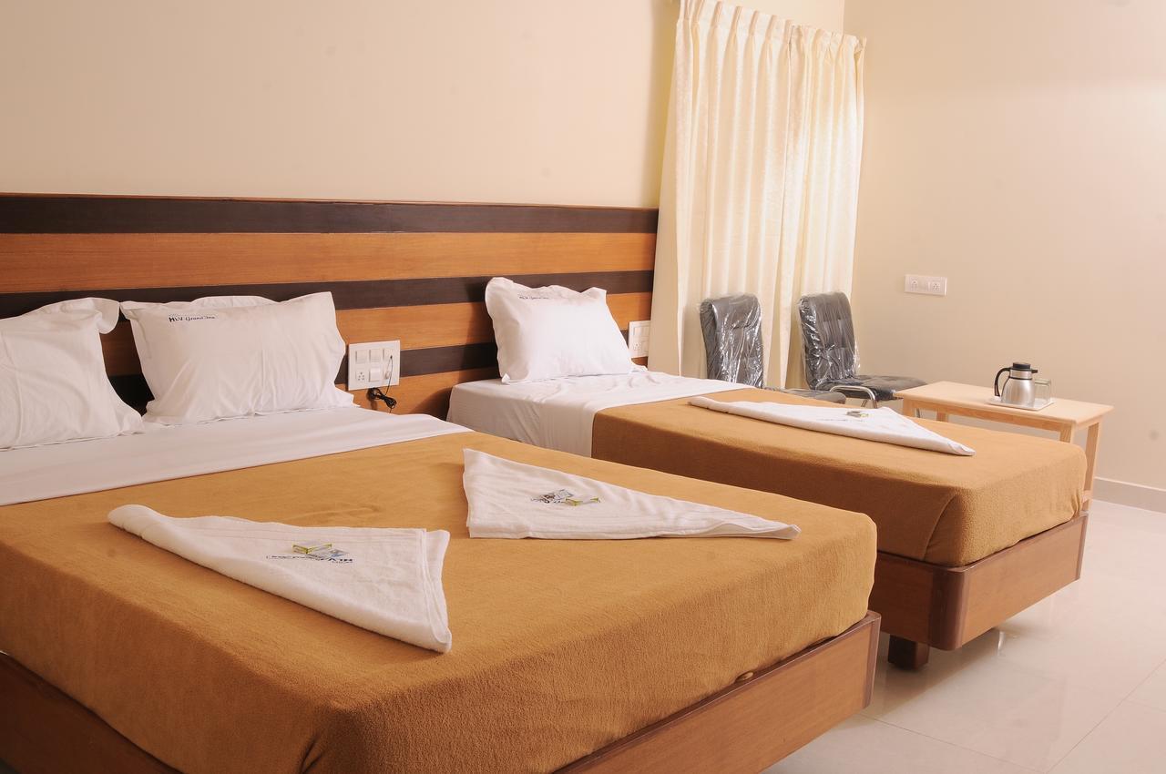 Hlv Grand Inn 班加罗尔 外观 照片