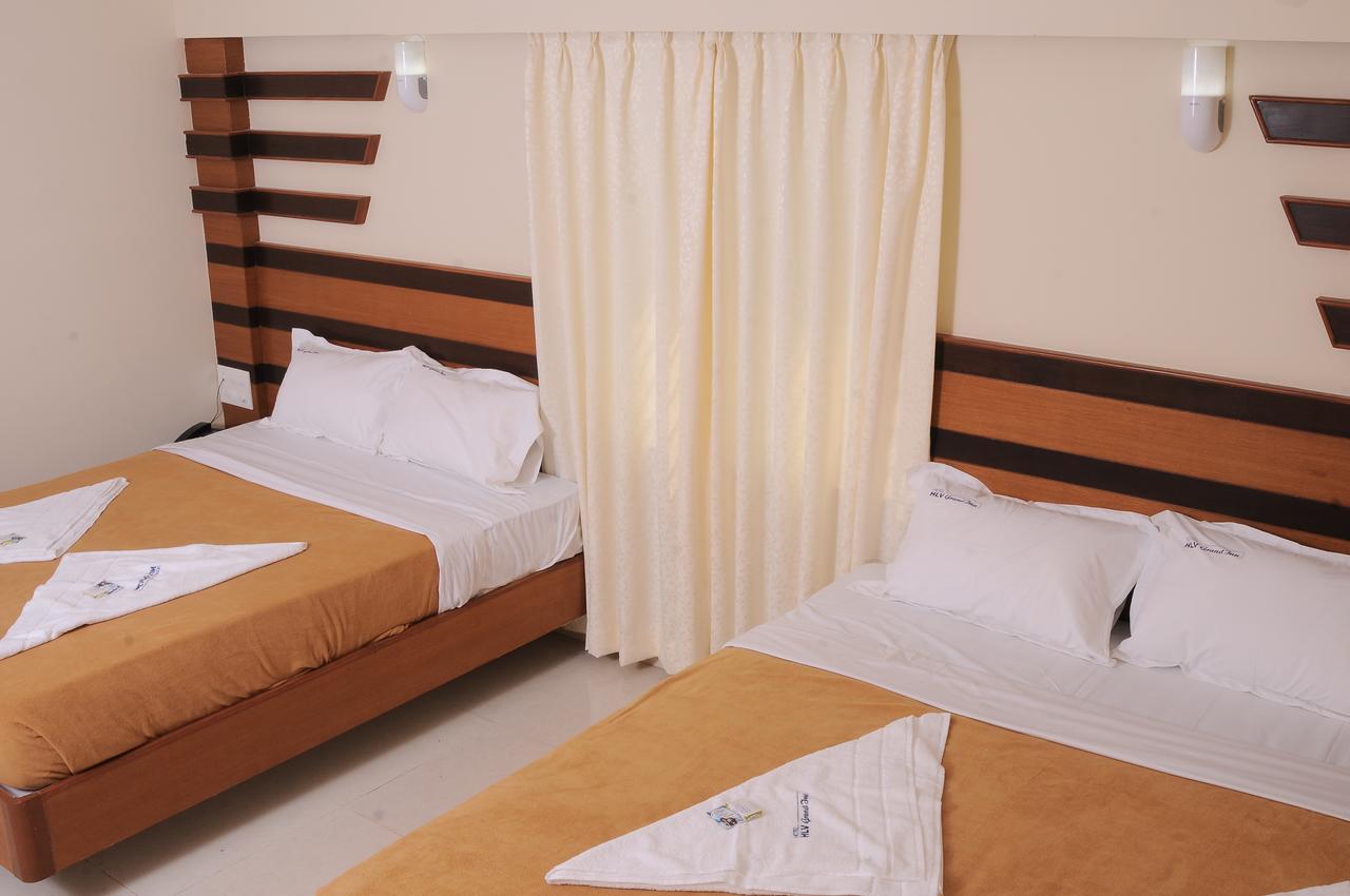 Hlv Grand Inn 班加罗尔 外观 照片